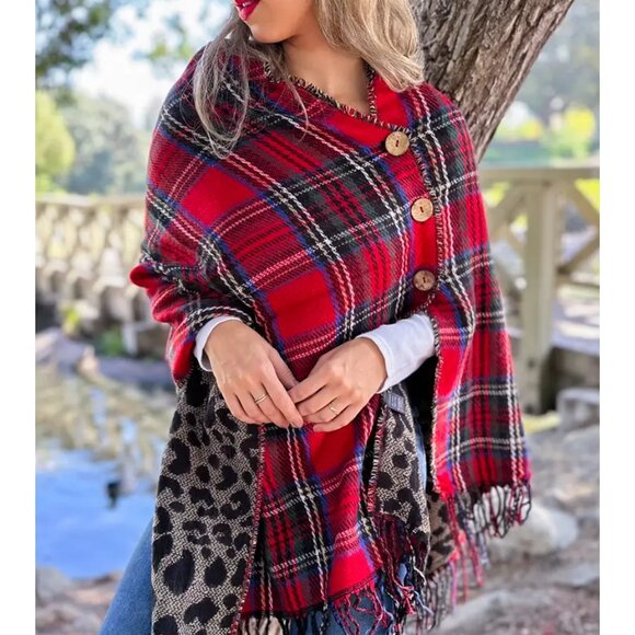 NWT Red Plaid and Leopard Dual-Sided Reversible Poncho - Picture 6 of 7